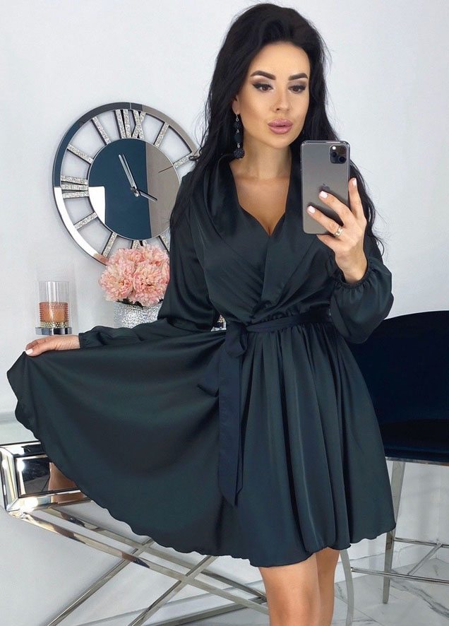 Armani šilko juoda suknelė – VIP Dress Armani šilko juoda suknelė