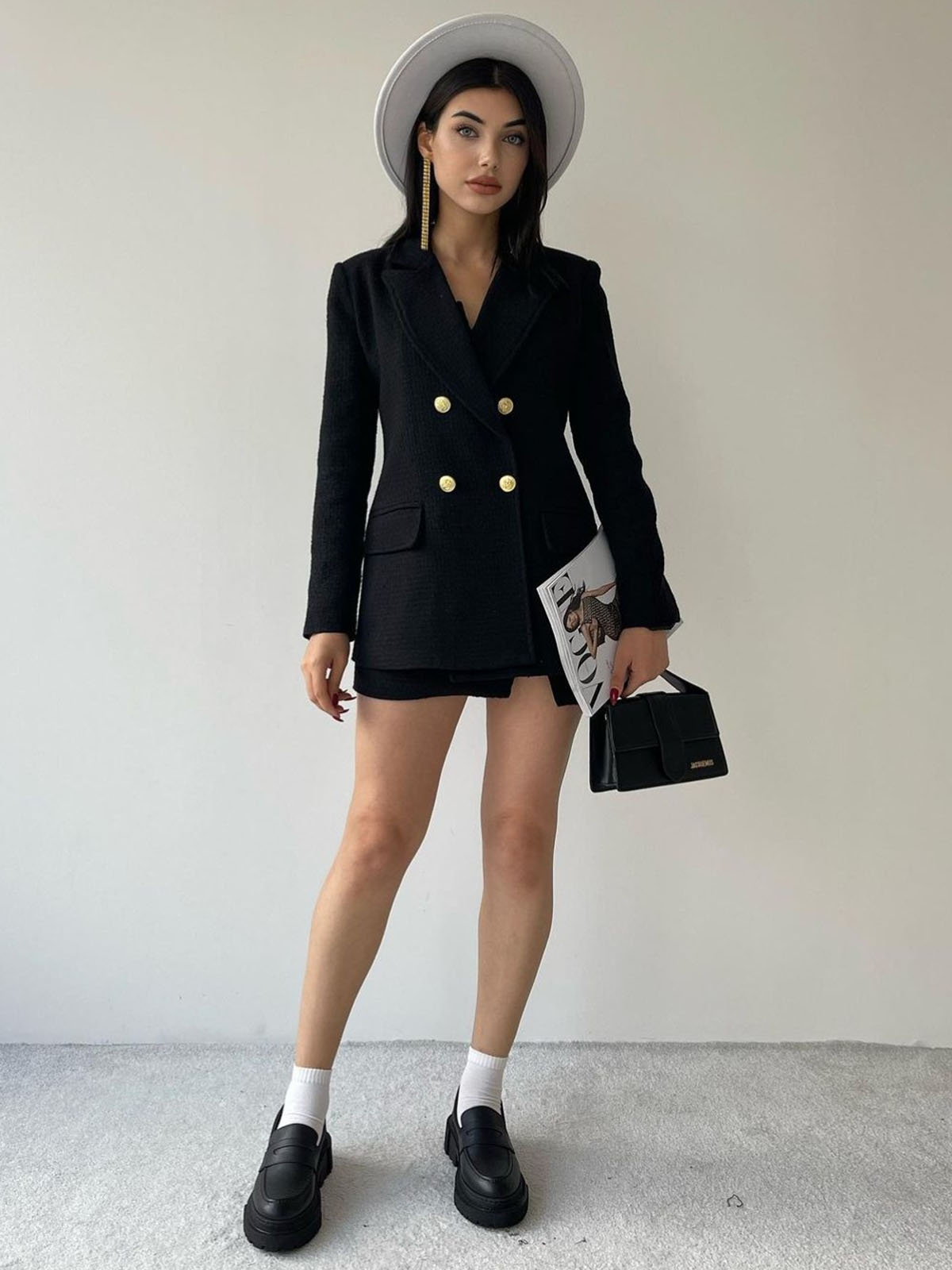 Tvido audinio derinukas juodos spalvos